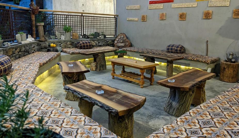 Manokur E Basa Hotel Minapin Luaran gambar