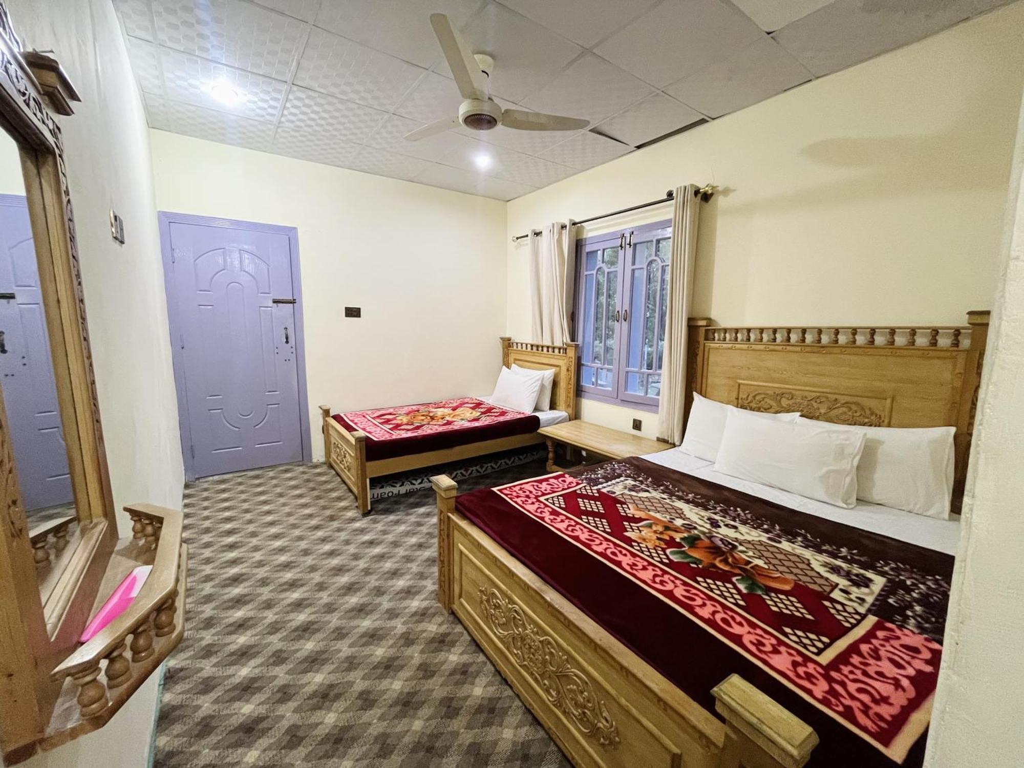 Manokur E Basa Hotel Minapin Luaran gambar