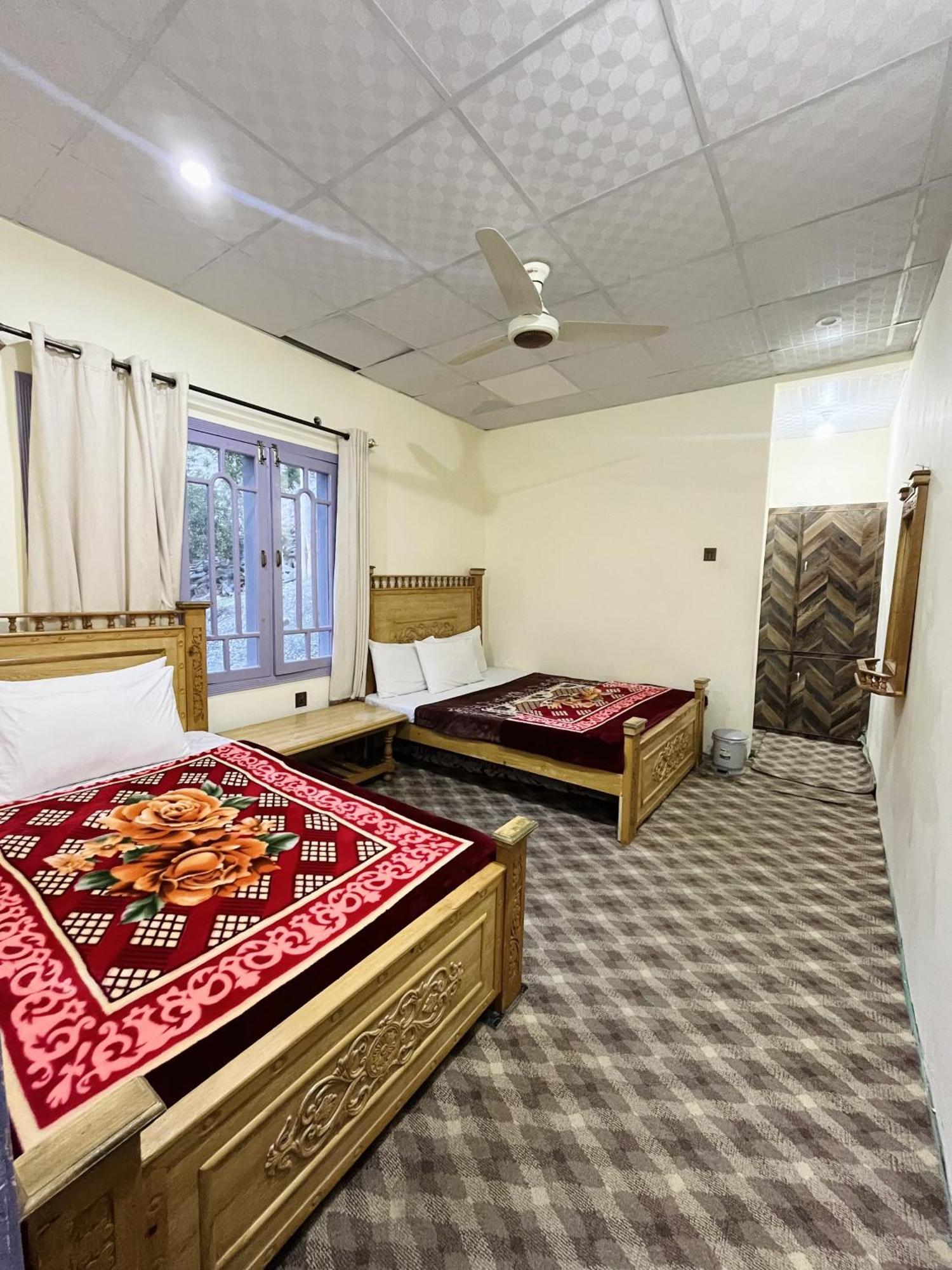 Manokur E Basa Hotel Minapin Luaran gambar